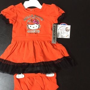 Hello Kitty / giants dress